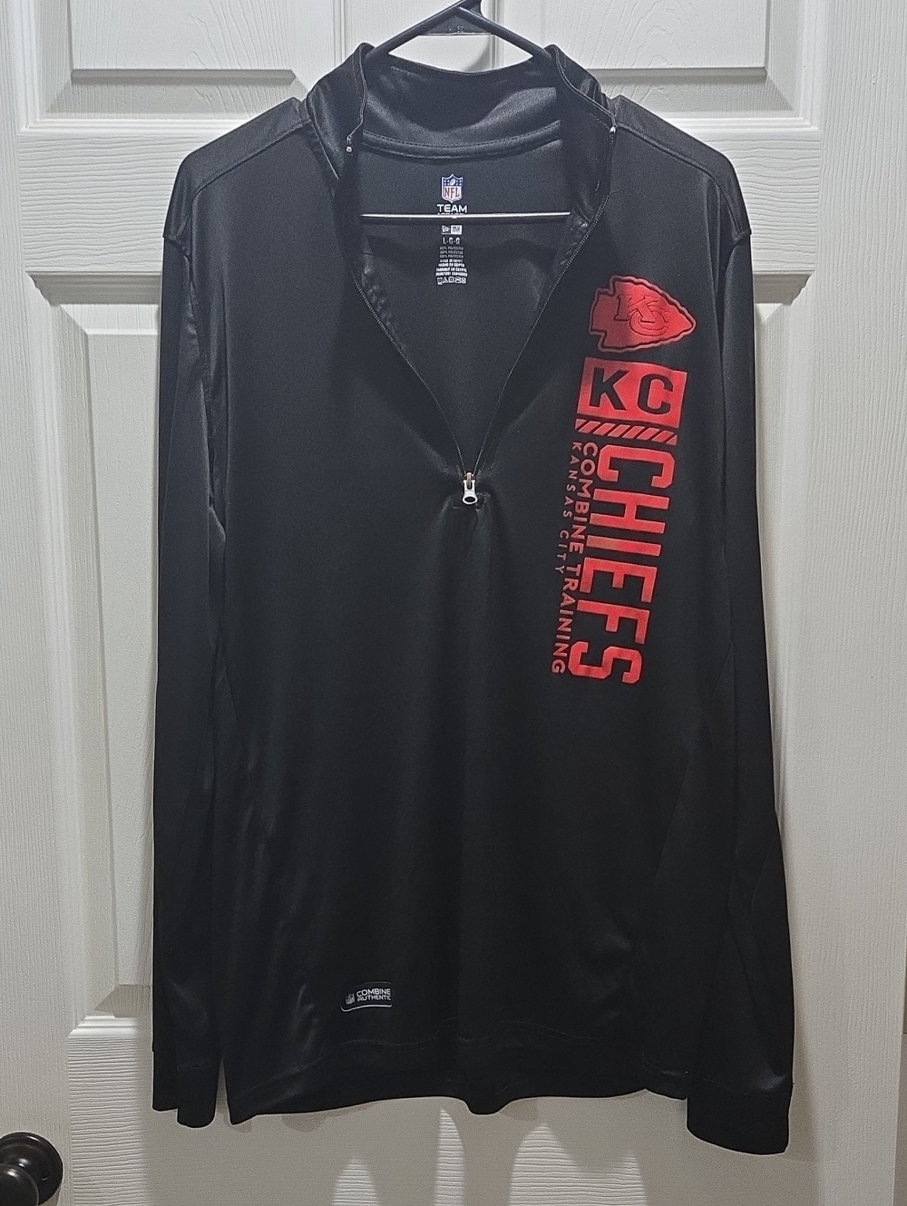 NFL Kansas City Chiefs Black and Red Quarter-Zip Training Top